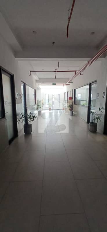 Brand New Floor Space Prime Location | Islamabad