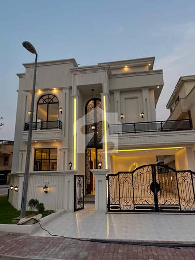 بحریہ ٹاؤن فیز 8 بحریہ ٹاؤن راولپنڈی,راولپنڈی میں 5 کمروں کا 10 مرلہ مکان 1.6 لاکھ میں کرایہ پر دستیاب ہے۔ بحریہ ٹاؤن فیز 8 بحریہ ٹاؤن راولپنڈی,راولپنڈی میں 5 کمروں کا 10 مرلہ مکان 1.6 لاکھ میں کرایہ پر دستیاب ہے۔