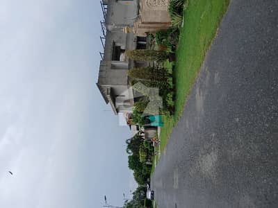 4Kanal Corner Plot, Back Of 70fet Road, Surrounding 5kanal House, Top Location Of Phase 8 4Kanal Corner Plot, Back Of 70fet Road, Surrounding 5kanal House, Top Location Of Phase 8