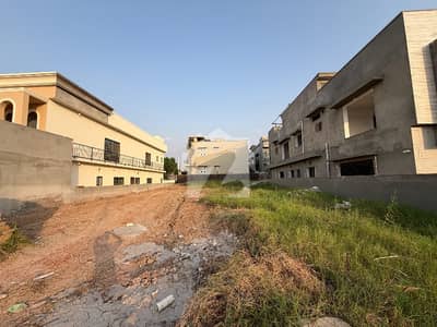 Builder Location Usman D Available For Sale.