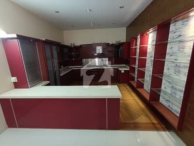 Vip Like Brand New Portion Available For Rent 700 Yards Entrance Separate