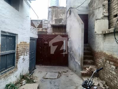 House for Sale in Multan with Courtyard very near to Gulgasht Metro Station | Video Tour Available