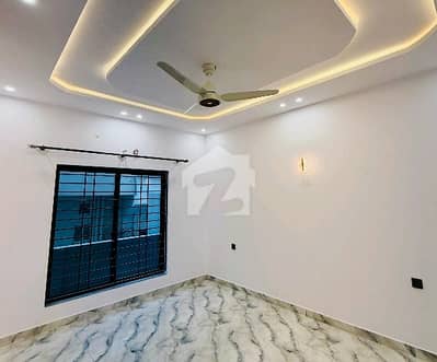 E-11 Kanal House Having 8 Bedrooms Attached Washrooms DD TvL Kitchen SQ Rent Demand 6 Lac