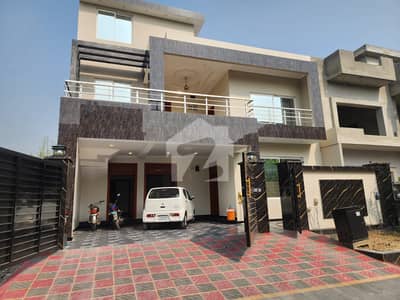 بی ۔ 17 اسلام آباد میں 8 کمروں کا 11 مرلہ مکان 4.8 کروڑ میں برائے فروخت۔ بی ۔ 17 اسلام آباد میں 8 کمروں کا 11 مرلہ مکان 4.8 کروڑ میں برائے فروخت۔