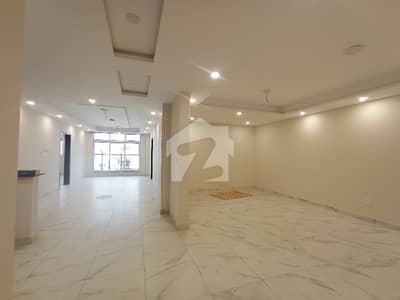 SPACIOUS 1950 SQFT 3-BEDROOM FLAT WITH DRAWING & DINING FOR RENT IN FAISAL TOWN, ISLAMABAD