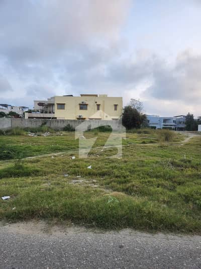 750 YARDS PLOT FOR SALE DHA PHASE 6 IDEAL LOCATION Direct Deal