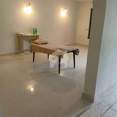 I-8/3 NEWLY RENOVATED GROUND PORTION 4 BED 4 BATH SERVENT SEPARATE GATE GREEN LAWN 275K FINAL I-8/3 NEWLY RENOVATED GROUND PORTION 4 BED 4 BATH SERVENT SEPARATE GATE GREEN LAWN 275K FINAL