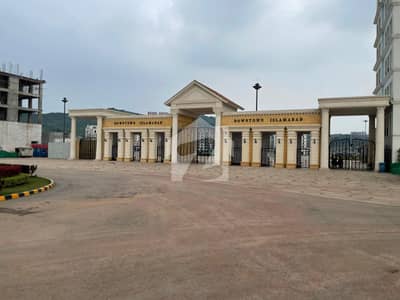 6 Marla Commercial Plot Ideal Location 113 Feet Road