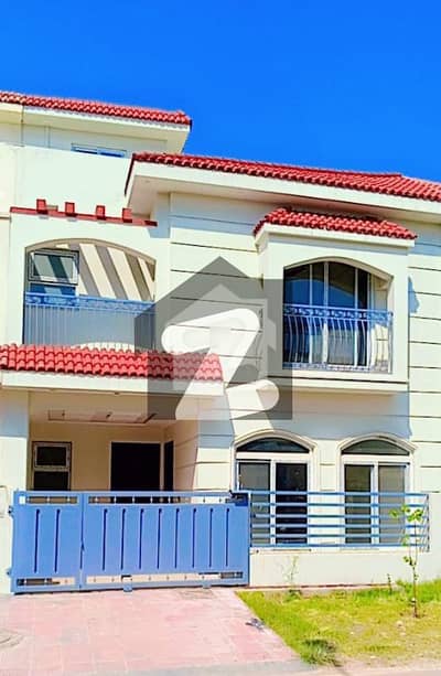 5 Marla House For Rent Park View City