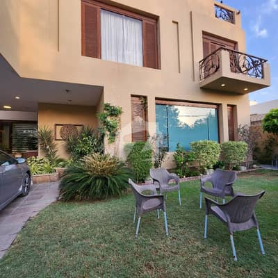 A Prime Location 1000 Square Yards House In Karachi Is On The Market For Rent A Prime Location 1000 Square Yards House In Karachi Is On The Market For Rent