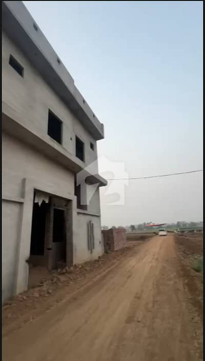 4 MARLA GREY STRUCTURE IS AVAILABLE FOR DASKA ROAD MOUTRA STOP SIALKOT