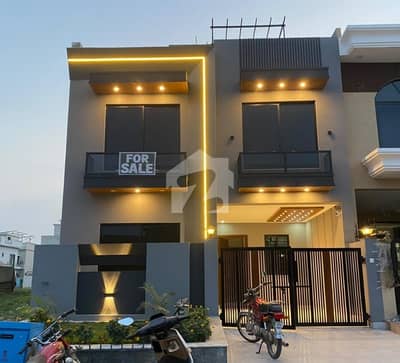 The Ideally Located House 25X60 | 60 FEET ROAD |