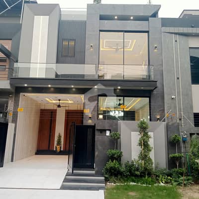 5 Marla Modern Design House Available For Sale 5 Marla Modern Design House Available For Sale