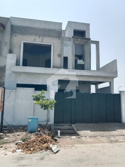 Buy Direct From Owner_ 8 Marla On 60ft Road Park-Facing Grey Structure For Sale In DHA Phase 1.