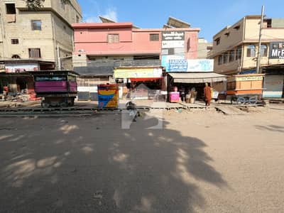 زمان ٹاؤن کورنگی,کراچی میں 6 کمروں کا 5 مرلہ مکان 7.95 کروڑ میں برائے فروخت۔