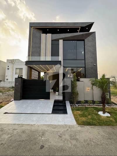5 MARLA BRAND NEW HOUSE FOR SALE IN DHA 9 TOWN AT VERY HOT LOCATION