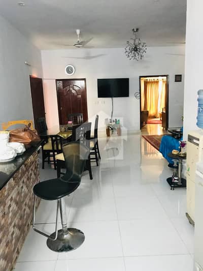 House For Buy In Gulistan E Jauhar Block 3 Near Komal Apartments. . House For Buy In Gulistan E Jauhar Block 3 Near Komal Apartments. .
