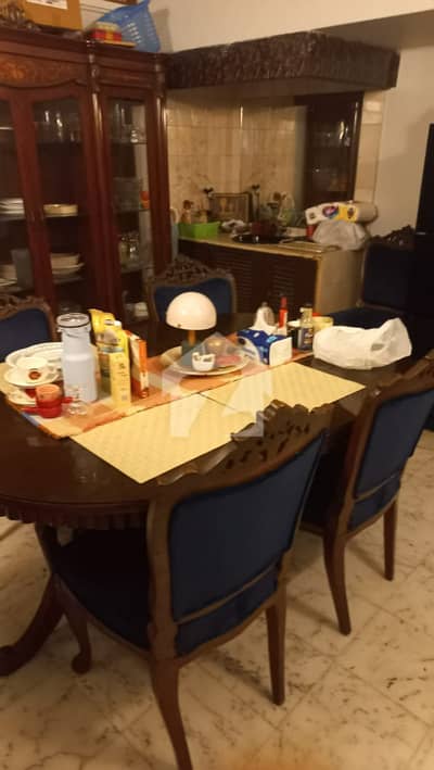 A Well Designed Prime Location House Is Up For sale In An Ideal Location In Karachi
