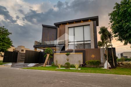 1 Kanal Modern Design House For Sale Good Location in Lake City Meadows