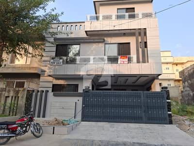 جناح گارڈنز فیز 1 جناح گارڈنز,ایف ای سی ایچ ایس,اسلام آباد میں 4 کمروں کا 8 مرلہ مکان 4.0 کروڑ میں برائے فروخت۔ جناح گارڈنز فیز 1 جناح گارڈنز,ایف ای سی ایچ ایس,اسلام آباد میں 4 کمروں کا 8 مرلہ مکان 4.0 کروڑ میں برائے فروخت۔