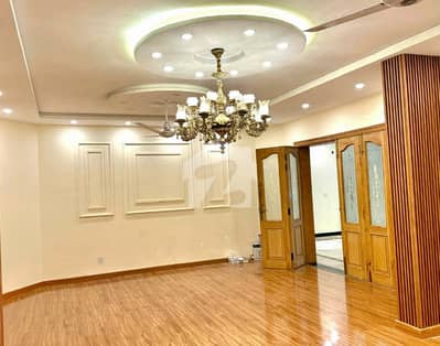 Beautiful Luxurious 4 Bedroom House