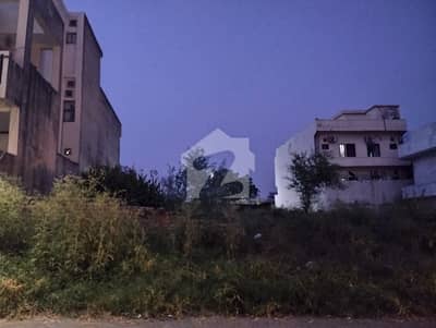 جناح گارڈنز فیز 1 جناح گارڈنز,ایف ای سی ایچ ایس,اسلام آباد میں 14 مرلہ رہائشی پلاٹ 1.95 کروڑ میں برائے فروخت۔ جناح گارڈنز فیز 1 جناح گارڈنز,ایف ای سی ایچ ایس,اسلام آباد میں 14 مرلہ رہائشی پلاٹ 1.95 کروڑ میں برائے فروخت۔