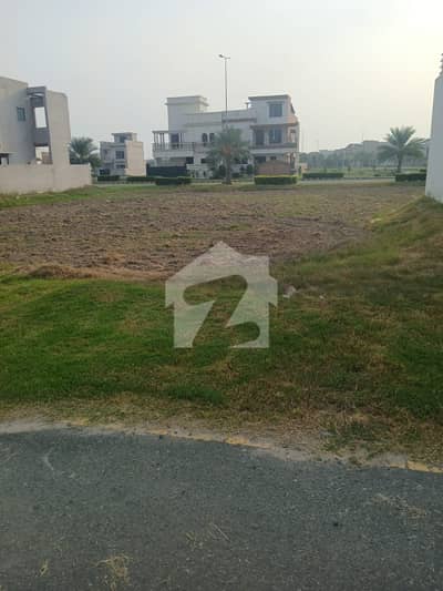 5 Marla Residential Plot Available