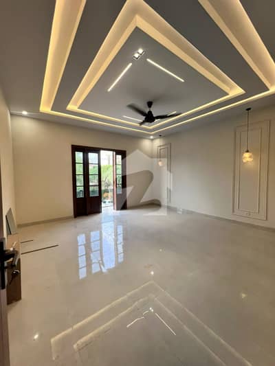 CHANCE DEAL! DHA PHASE 4 300 YARDS TWO-SIDE CORNER BUNGALOW CHANCE DEAL! DHA PHASE 4 300 YARDS TWO-SIDE CORNER BUNGALOW