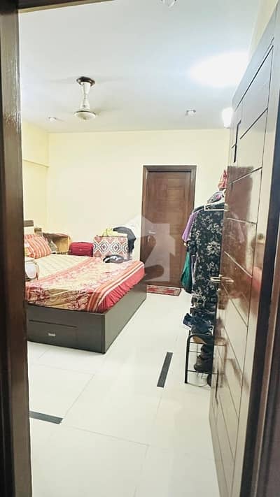 300 yards bungalow for sale in DHA phase 4 Karachi 300 yards bungalow for sale in DHA phase 4 Karachi