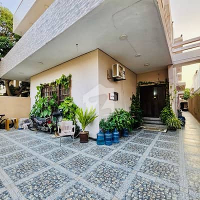 Prime Location 500 Square Yards House In Only Rs. 220000000 Prime Location 500 Square Yards House In Only Rs. 220000000
