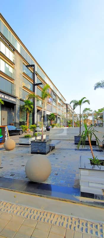 MOST HOT LOCATION 8 MARLA FULL BUILDING FOR RENT IN DHA RAYA