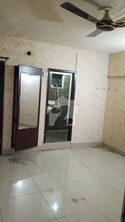 500 Sqft Unfurnished Studio Flat For Rent 1st Floor Gate Lock Dha Phase 6 Muslim Commerical Neat And Clean Building