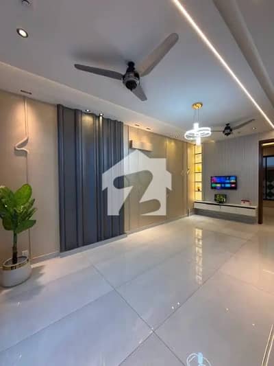 5 Marla Upper Portion DHA 9 Town For Rent