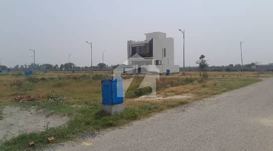 Top Location| DB/Pole clear| 40' Road