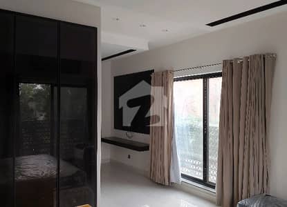 Prime Location 397 Square Feet Flat In Gulberg For Rent At Good Location