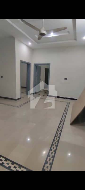 Park Road Near Comsat University Bilal Masjid Bijli Pani Available Upper Portion