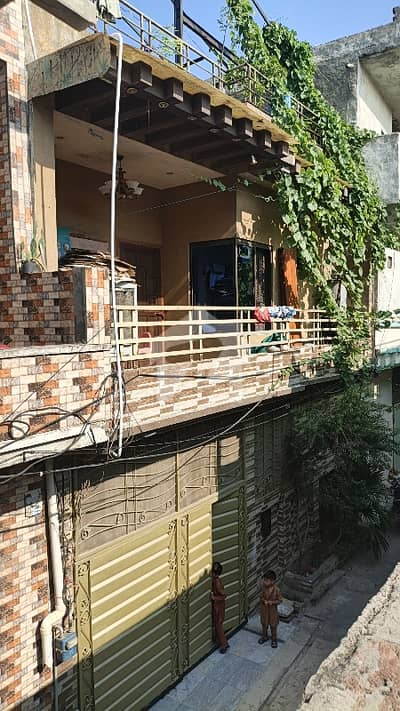 Title 5 Marla House for Sale Spacious Layout & Excellent Living Space