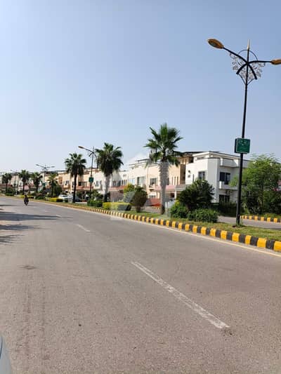 Sector L kanal heighted plot available Sector L kanal heighted plot available