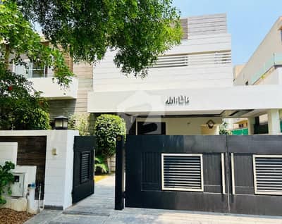 DHA phase 6, 7 marla full house for rent it's having DHA phase 6, 7 marla full house for rent it's having