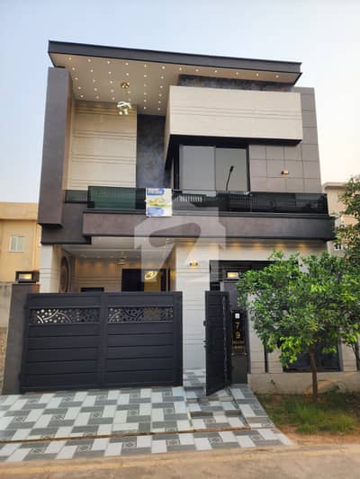 5 MARLA BRaAND NEW LUXURY HOUSE AVAILABLE FOR SALE IN PARK VIEW CITY LHR 5 MARLA BRaAND NEW LUXURY HOUSE AVAILABLE FOR SALE IN PARK VIEW CITY LHR