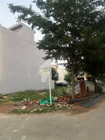 Ideal For Builder Plot No-306 Block D - 5 Marla Plot On Top Location Of Phase 9 Town DHA Lahore For Urgent Sale