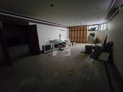1 KANAL COMMERCIAL PAID BUILDING FOR SALE AT ZAHOOR ELLAHI ROAD 1 KANAL COMMERCIAL PAID BUILDING FOR SALE AT ZAHOOR ELLAHI ROAD