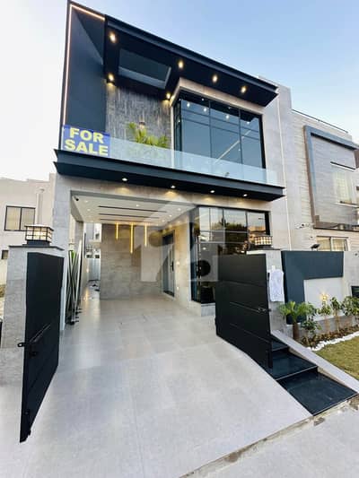 Most Beautiful 5 Marla House For Sale Hot Location Near To Park