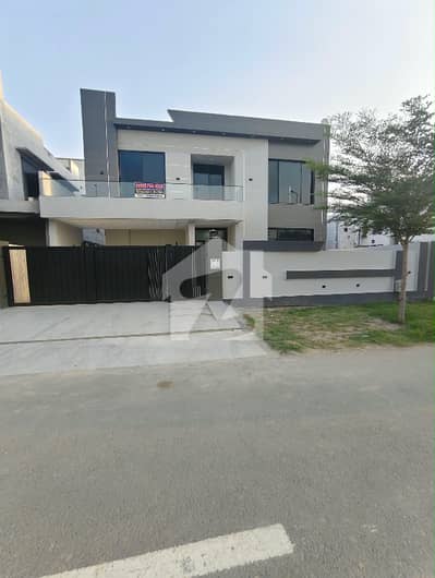 1 Kanal Ultra Modern House For Sale in Sector M DHA Multan | Prime Location Near Central Square 1 Kanal Ultra Modern House For Sale in Sector M DHA Multan | Prime Location Near Central Square