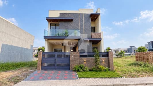5 Marla Designer House Available