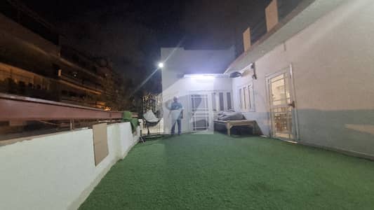400 Sqyard Spacious House Avalible For Rent In Prime Location Of FB Area Blk 13, Gated ,Secure And Well Maintained.