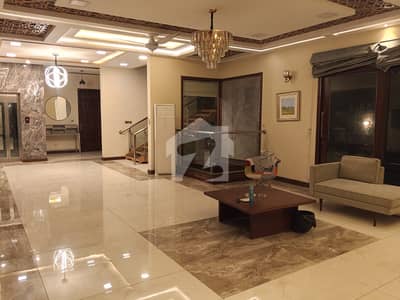 1000 Sq Yd Luxury Bungalow for Rent in DHA Phase 5