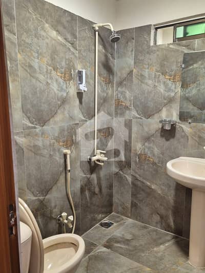 Fully Furnished 2nd Floor Apartment for Rent Facing Big Nishat Fully Furnished 2nd Floor Apartment for Rent Facing Big Nishat