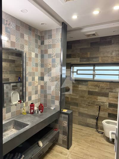 10 Marla Upper Portion For Rent