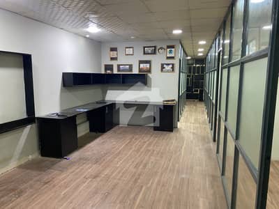 1300 Sqft UNFURNISHED Office Space Available For Rent , Blue Area